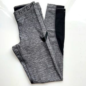 Women’s XS Nike Pro Dri-fit leggings